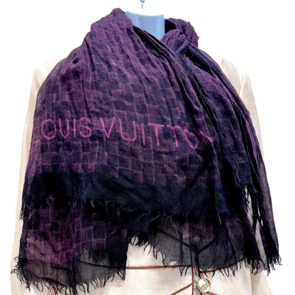 LOUIS VUITTON Etole Fringe Shawl Scarf 70% Cashmere/30% Silk  80